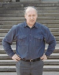 "Volver a pisar la Luna exige grandes inversiones y no se plantea"