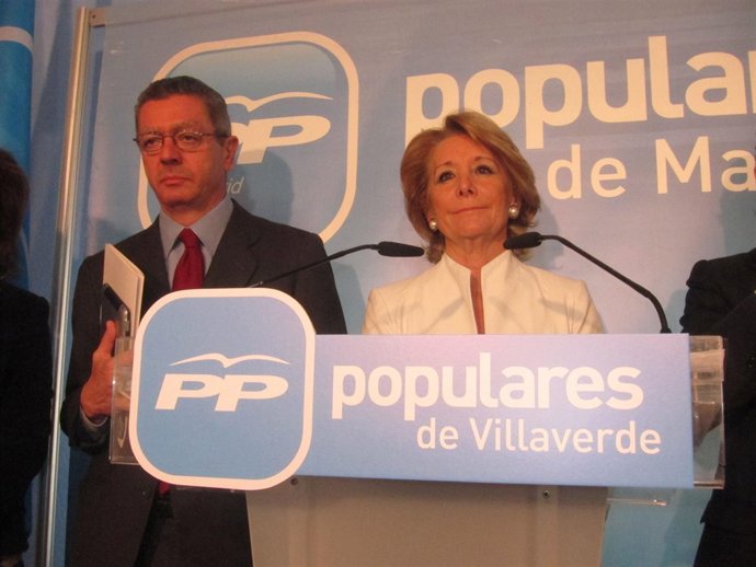 Esperanza Aguirre Tras Comité De Dirección En Villaverde