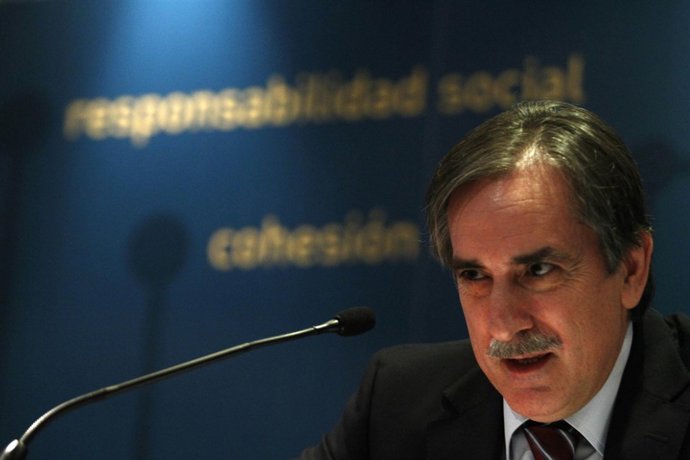 El Ministro De Trabajo, Valeriano Gómez