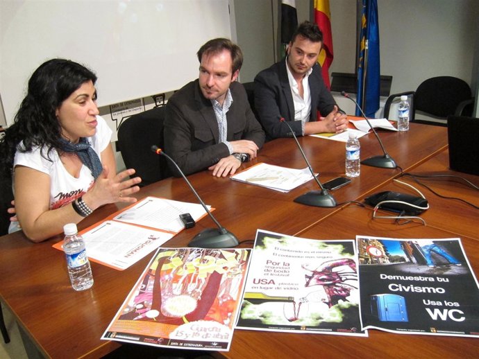 Momento De La Presentación Del Guoman De Guareña