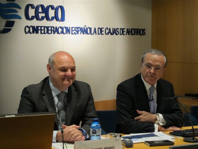 Isidre Fainé, presidente de CECA y el director general de CECA, José María Ménde