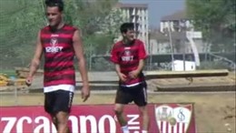 Jugadores,  En El Entrenamiento Del Sevilla 