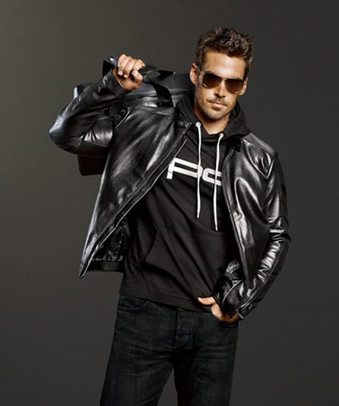 Modelo De Porsche Design