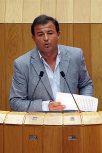 Guerra se reunirá cada mes con la patronal eólica y avanza que se creará una nueva mesa de seguimiento de los trámites