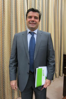 Emilio Gallego, Secretario General De La FEHR