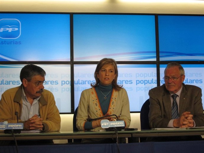 Pérez-Espinosa Con Representantes De OEIS-Asturias