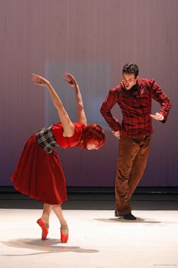 'Las Zapatillas Rojas'