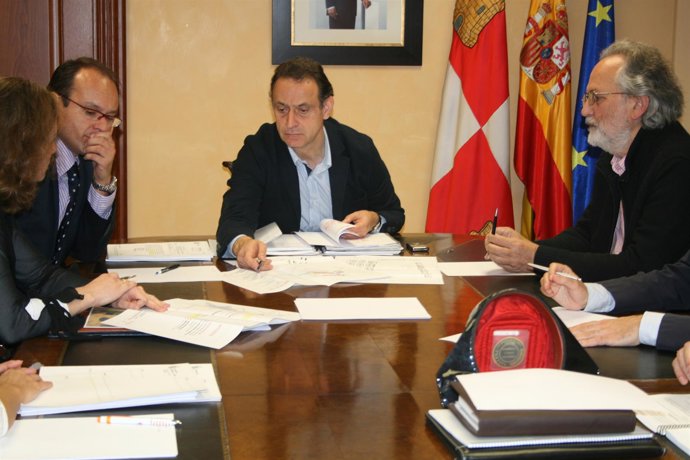 Reunión De La Junta De Seguridad Para Preparar El Día De Villalar