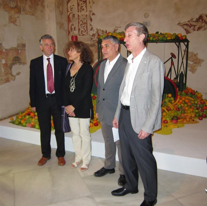 Paulino Plata Inaugura En El CAAC La Muestra 'Sin Realidad No Hay Utopía'