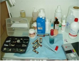 Material Odontológico Encontrado En La Clínica Dental Ilegal