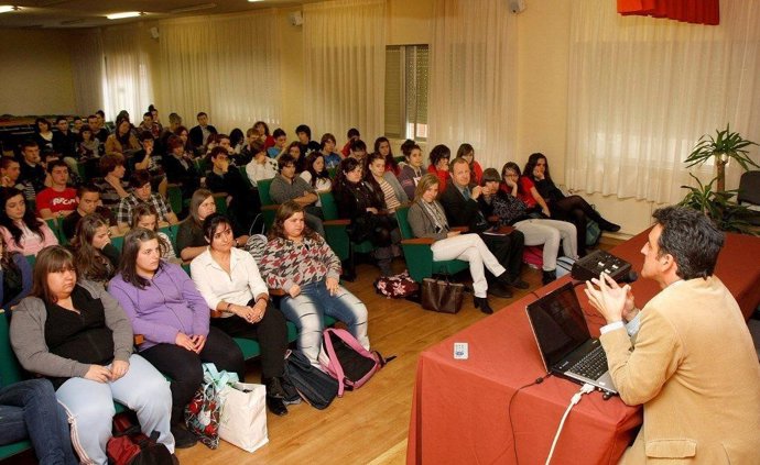 Martín Con Escolares