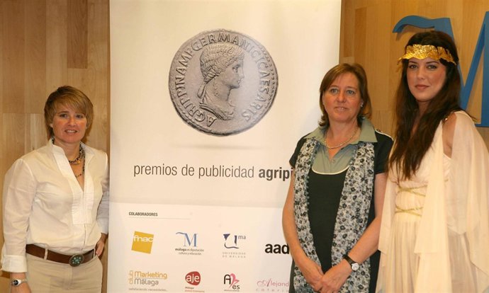 Alonso Y Molina, Durante La Presentación