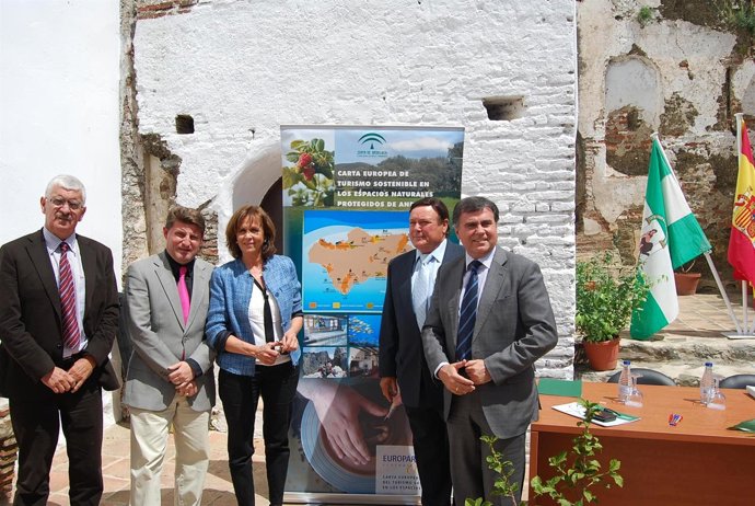 Firmade La Carta Europea De Turismo Sostenible Del Parque Natural Sierra Tejada