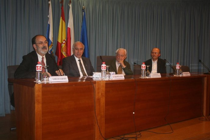 Presentación Del Libro 'Historias De Barcos De La Compañía Trasatlántica'