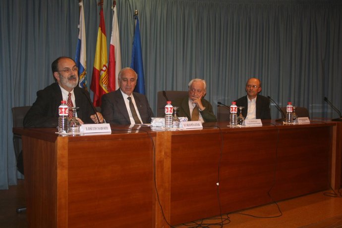 Presentación Del Libro 'Historias De Barcos De La Compañía Trasatlántica'