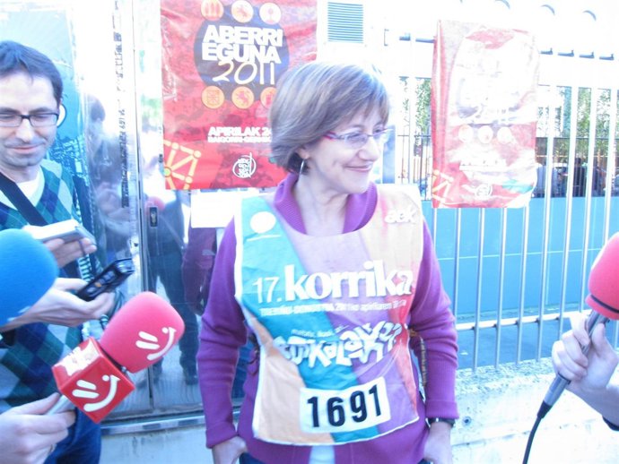 Blanca Urgell, Antes De Recoger El Testigo