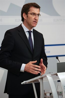 alberto nunez feijoo informa en rolda de prensa sobre os asuntos abordados na re