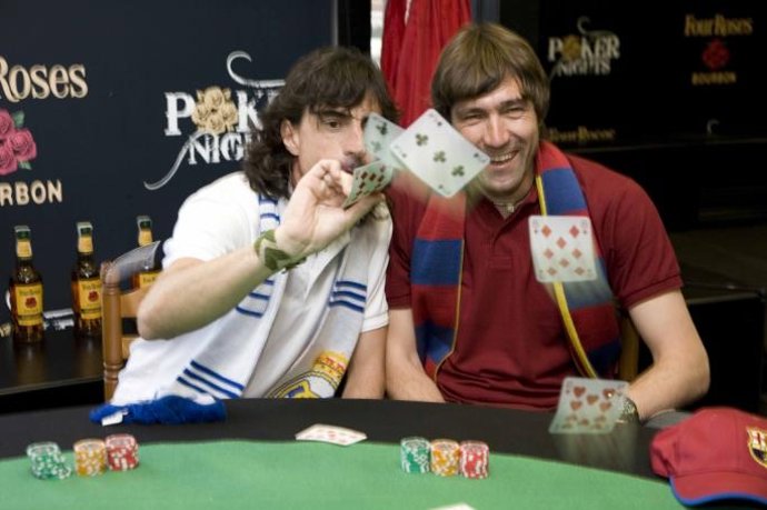 Amavisca Y Salinas Jugando Al Póker