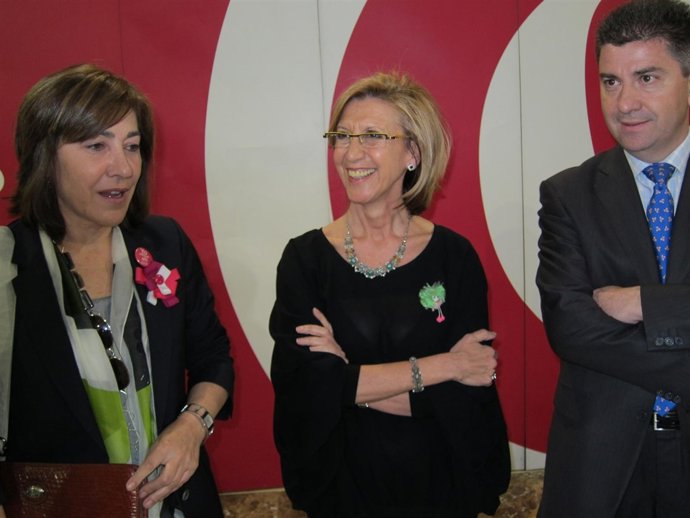Rosa Díez Y Candidatos De Aragón