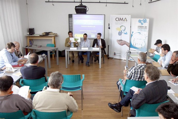 17:00Antiguo comedor escolar de Mataporquera, Valdeolea        El consejero de M