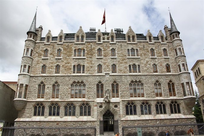 Sede De Caja España En León