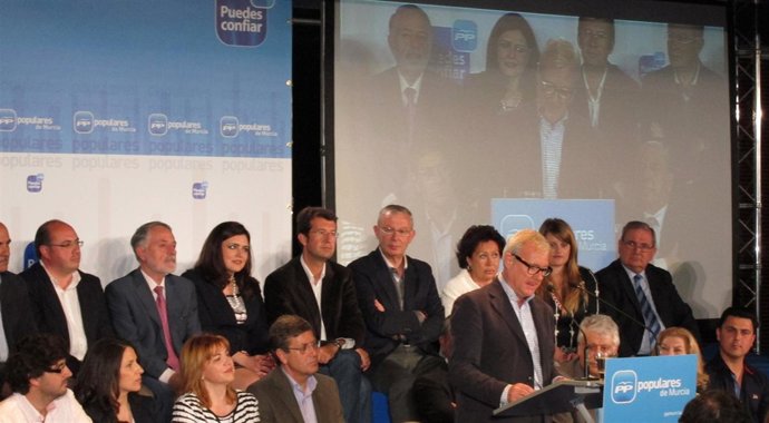 Valcárcel, En La Presentación De Los Candidatos A La Asamblea