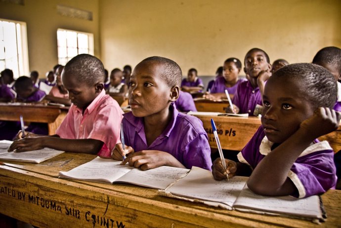 Pobreza-analfabetismo-Africa