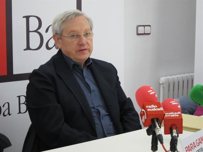 El Candidato De Nafarroa Bai 2011 Al Gobierno Navarro, Patxi Zabaleta.