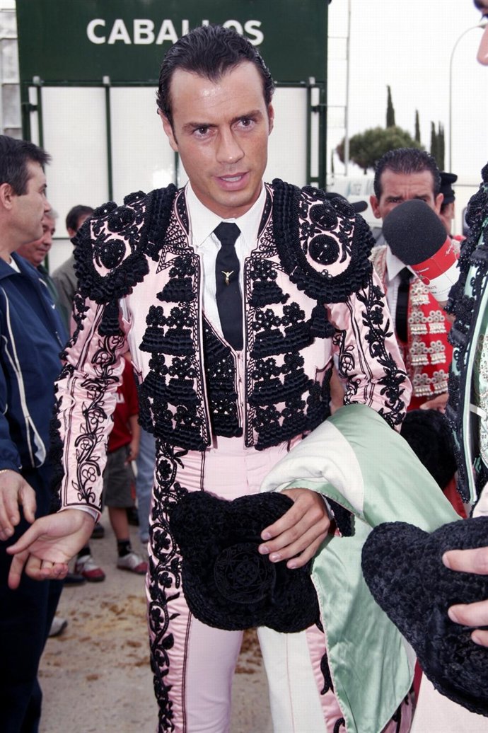 Finito De Córdoba A La Salida De La Plaza De Toros