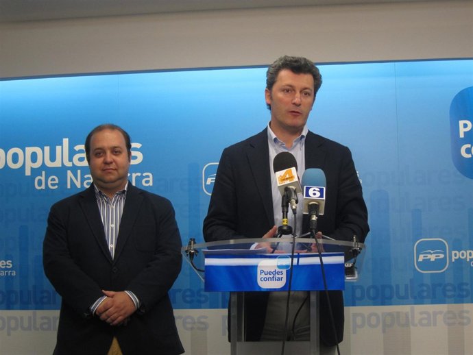 Eloy Villanueva Y Santiago Cervera.