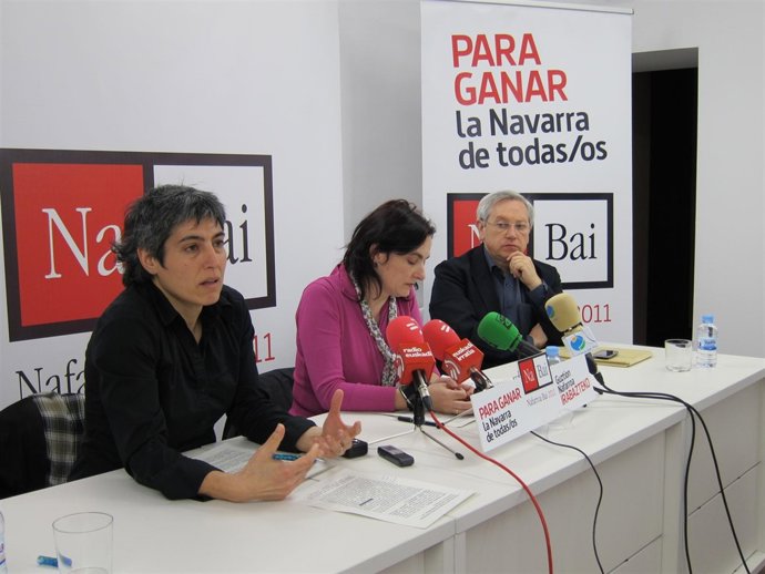 Kasares, Pérez Y Zabaleta Presentan Las Propuetas De Nabai Sobre Educación.