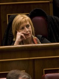 Rosa Díez censura la "complicidad" de Gobierno y PP ante Bildu y exige intentar la ilegalización de la coalición