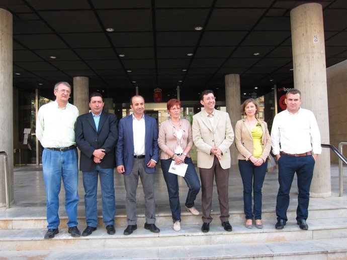 Begoña García Retegui en el centro