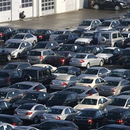 Coches en una fabrica de Alemania