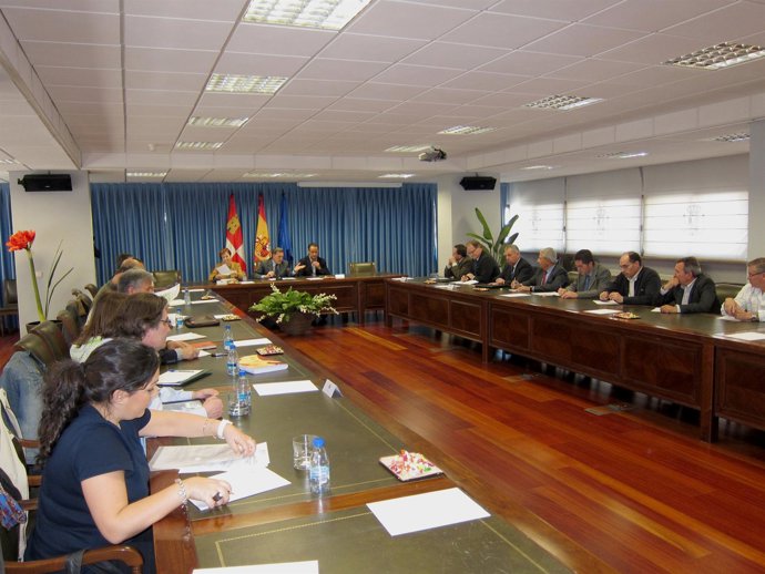 Reunión En La Delegación De Gobierno