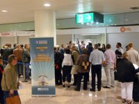 El Aeropuerto de Barcelona estrena facturación para viajeros de cruceros en la T1