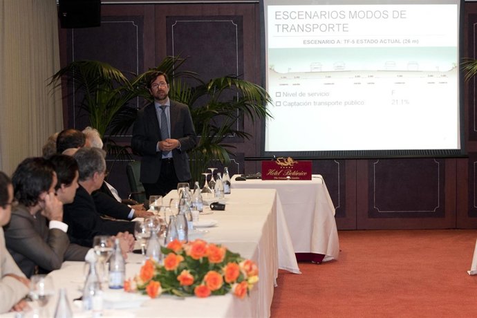 NOTA DE PRENSA Y FOTO: TREN DEL NORTE ENCUENTRO ROTARIOS