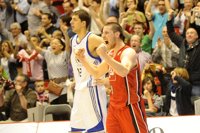 El CAI Zaragoza complica el liderato al Madrid