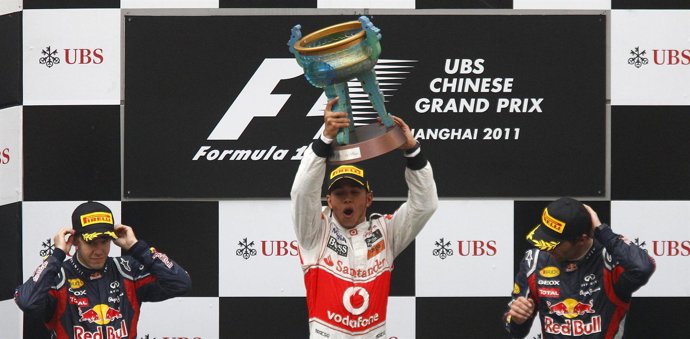 Hamilton, Vettel Y Webber En El Podio De China