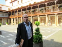 El aspirante de FAC lamenta que De Lorenzo haya estado 14 meses sin asistir al pleno