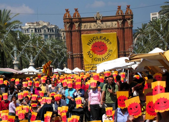 Concentración Contra Las Nucleares En Barcelona