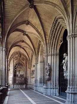 Imagen De La Catedral De Pamplona.