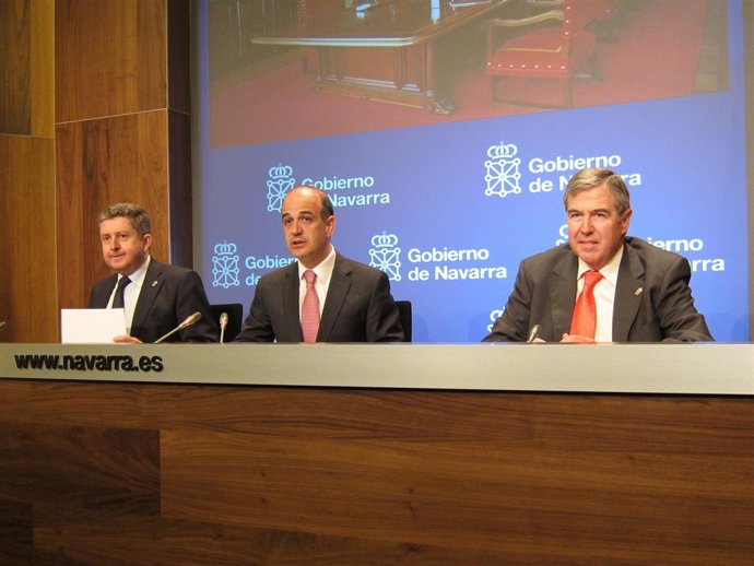 Los Consejeros Álvaro Miranda, Alberto Catalán Y José María Roig.