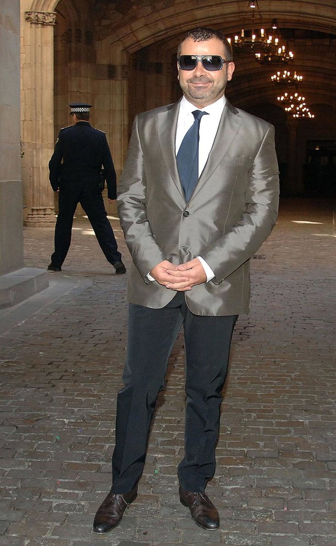 Posado Del Presentador Jorge Javier Vázquez 