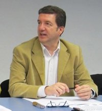 CCOO pide a Educación que "deje de jugar" con los opositores a las plazas de maestro