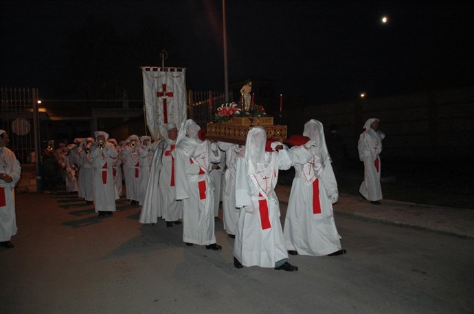 Una De Las Procesiones Turolenses