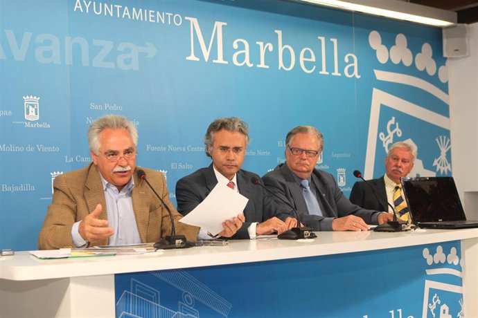 Nota De Prensa Y Foto