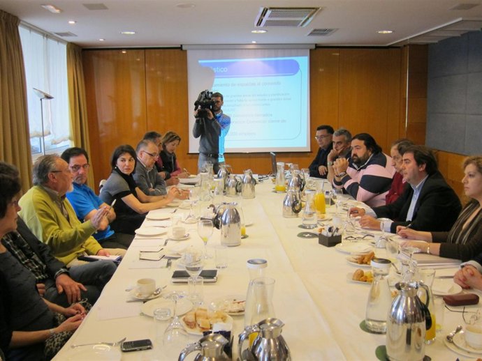 NOTA GRUPO PP PROPUESTAS COMERCIO LOCAL LUNES 18 ABRIL