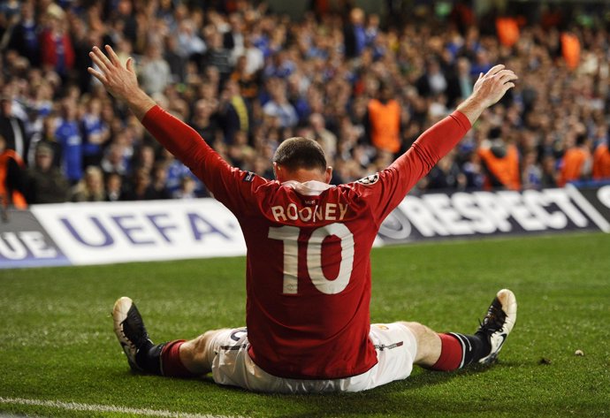 Rooney allana el camino hacia semifinales