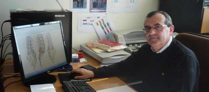 Director Del Grupo De Investigación "Biomateriales", José Antonio Púertolas